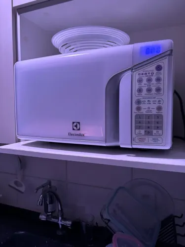 Forno de micro-ondas Electrolux  MEP37  - 27 L - Branco 110v