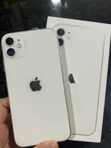 iPhone 11 64GB