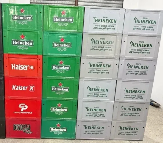 Vendo grade de cerveja com vasilhames 