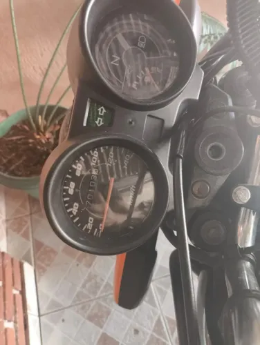 Vendendo a Fan 150