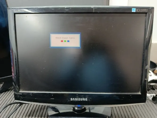 MONITOR SAMSUNG 17P