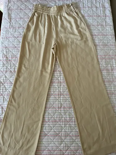 Calça pantalona Bege