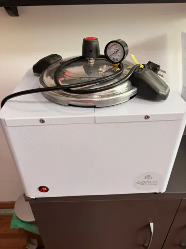 Autoclave profissional para esterilização de utensílios ( manicure/ estética/ dentista)