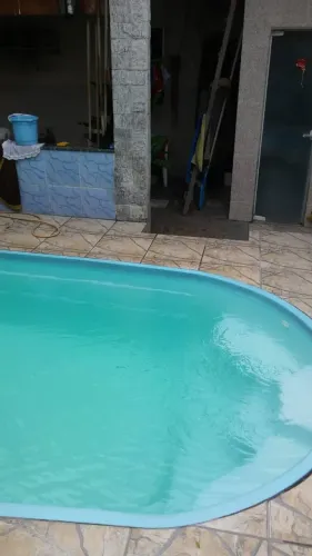 Casa com Piscina em Vista Alegre São Gonçalo 2 quartos com suite e quintal com área gourm