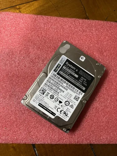 HD SAS Seagate 300GB 10K RPM - Enterprise / Servidor - 12Gb/s