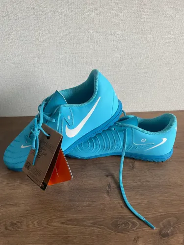 Chuteira Nike phantom gx ii azul