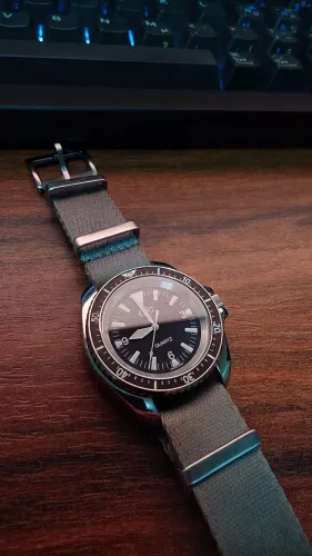 Relógio CWC RN Quartz Diver Mk.2 (RN300-MT QS120)
