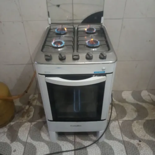 Vende-se Fogão