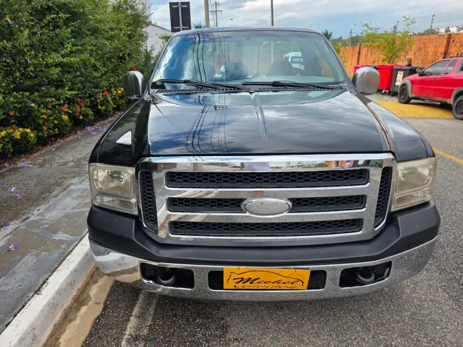 Ford F-250 XLT 4.2 TB Diesel 2004