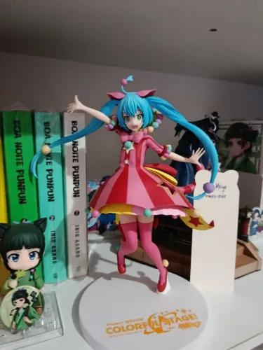 Hatsune Miku - Wonderland SEKAI - Super Premium Figure