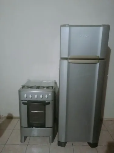 Geladeira e fogão 