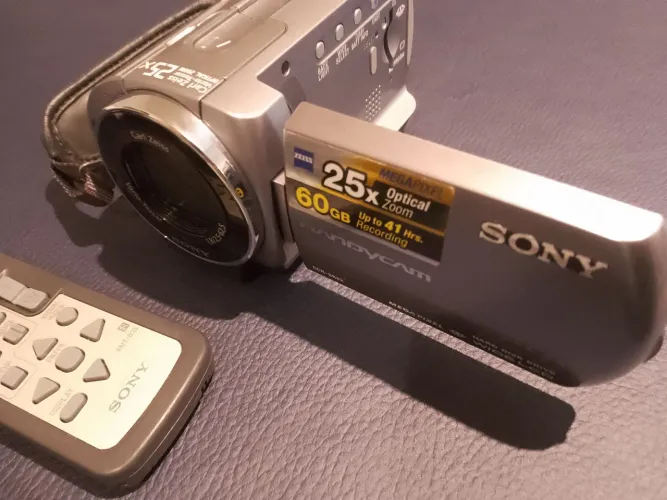 Camera fullHd Sony DCR-SR82 60GB