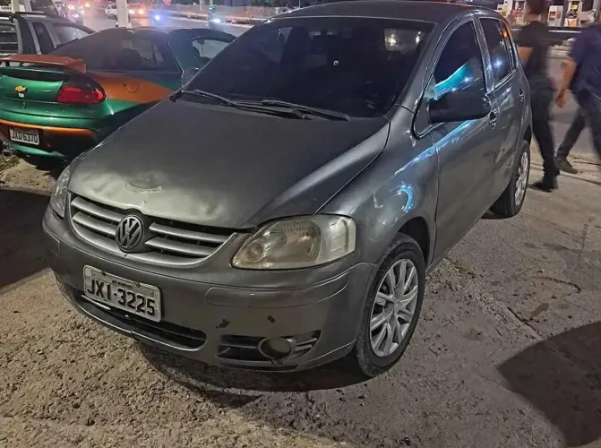 Volkswagen Fox Plus 1.0mi/ 1.0mi Total Flex 8V 3P 2006