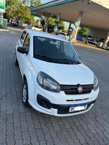 Fiat Uno Attractive 1.0 EVO Fire Flex 8V 5P 2021