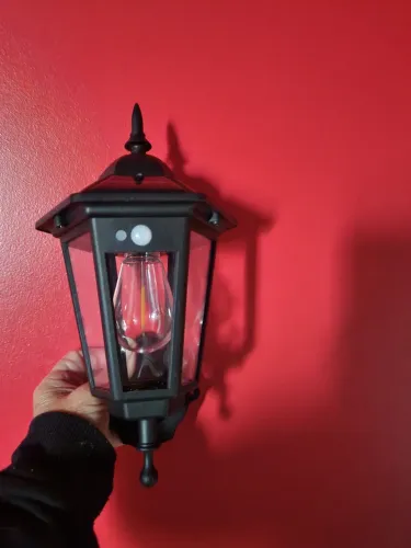 Luminária solar para área externa nova