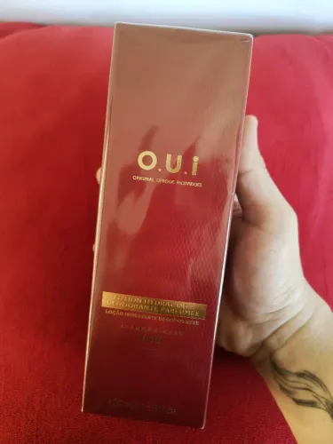 O.U.i Loção Hidratante Desodorante Corporal L?Amour-Esse 142 400ml