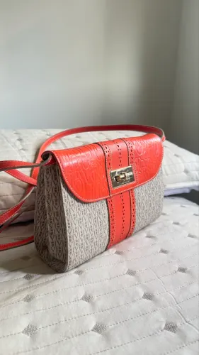 Bolsas Victor Hugo médias