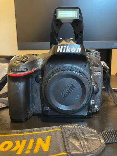 Nikon D610 Full Frame - Corpo (leia descrição)