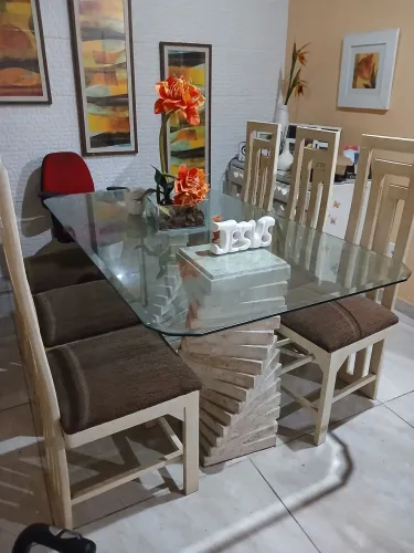 Mesa em mármore travertino com 6 cadeiras