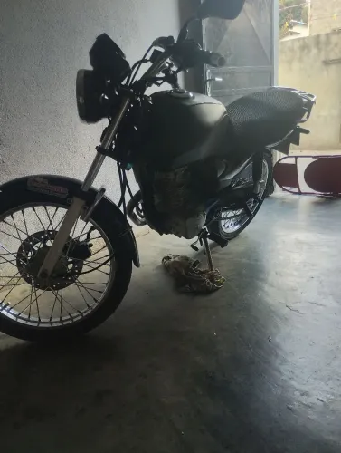 Fan 125 2008 pedal