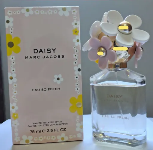 Perfume marc jacobs