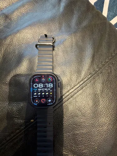 Apple Watch Ultra 3 GPS + Cellular ? Caixa preta de titânio de 49 mm ?