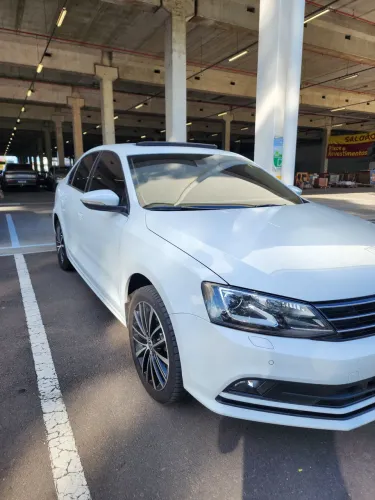 Volkswagen Jetta Highline 2.0 TSI 16V 4P Tiptronic 2017