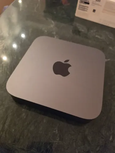 Mac Mini 2018 A1993 i5 8500b 3GHz GPU INTEL UHD 630 8GB RAM 256GB SSD