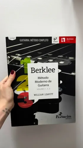 Berklee: Método Moderno de Guitarra - Volumes 1, 2 e 3
