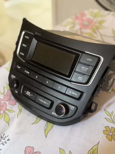 Rádio original Hyundai (painel)