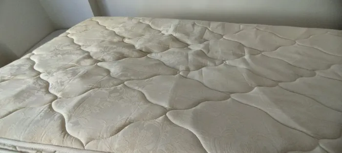 Cama box