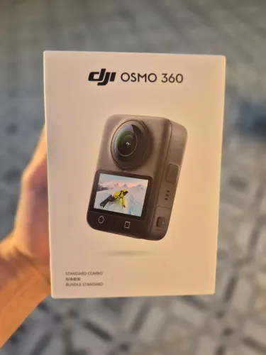 DJI OSMO 360 STANDARD