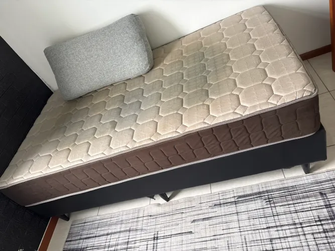 Cama com base box