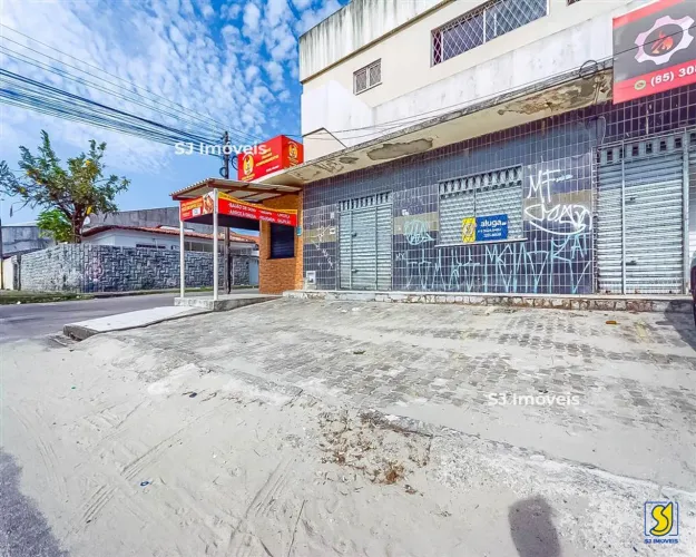 Loja de esquina pronta para o seu negócio com ótimo estacionamento