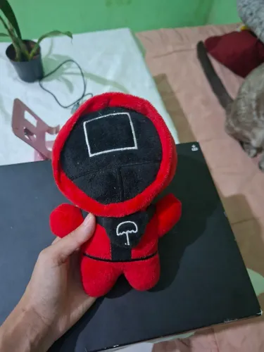 Roendo 6 pelucia