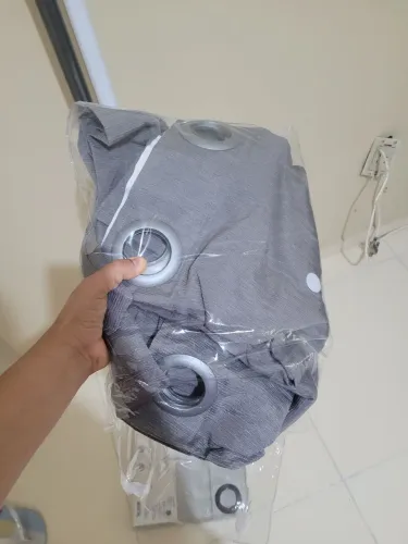Suporte e cortinas abaixo do preço, nunca usadas 100 rs