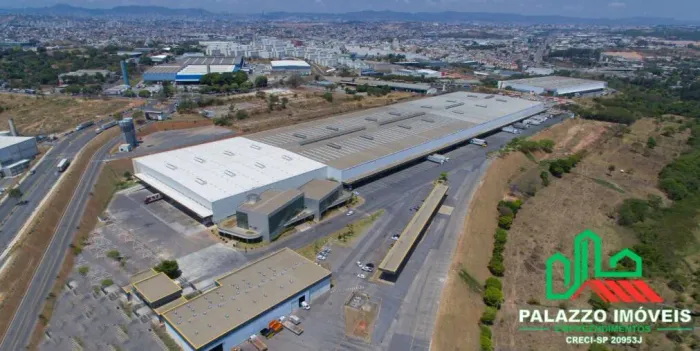 GALPÃO COM 82 DOCAS 3.671,00M2 NA CIDADE DE CONTAGEM MINAS GERAIS