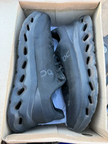 Vendo Tênis On n40