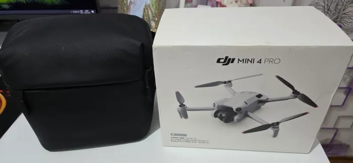 Drone Dji Mine 4 Pro. Com 3 Batreias Controle com Tela