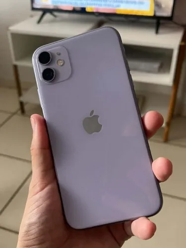 Iphone 11 Lilás