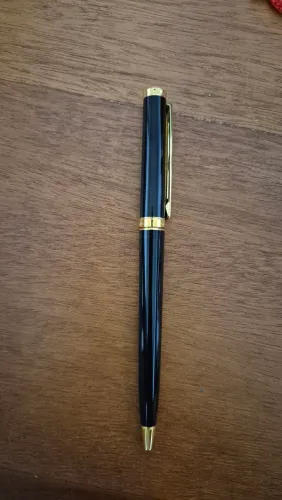 Caneta Montblanc Noblesse Oblige Original Vintage Preta e Dourada com Estojo