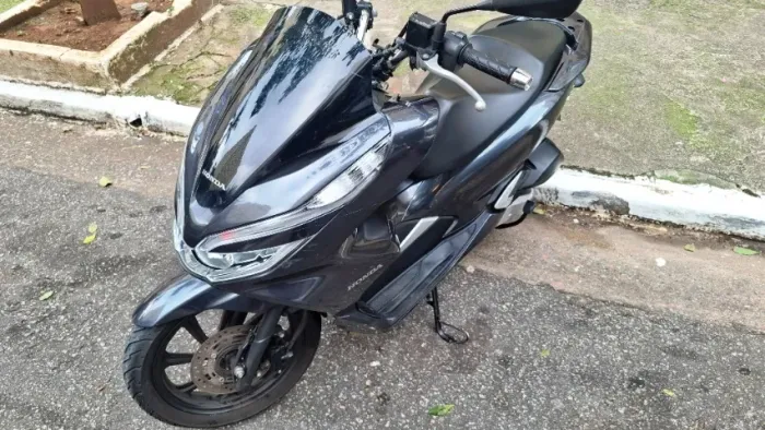 Honda PCX 150 2022 Cinza - 30.300km