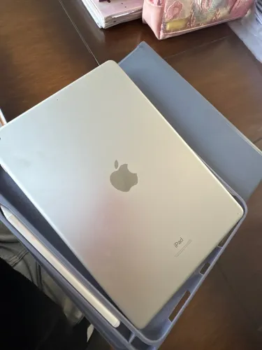 Vendo IPad 9 geração