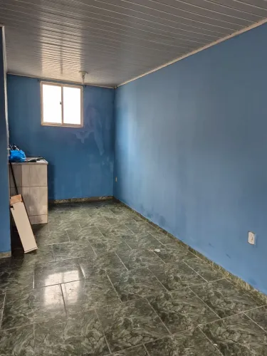Alugo kitinete em frente a estação de trem de piedade