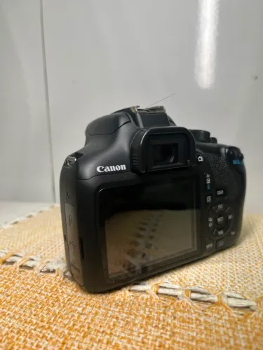 VENDE-SE CÂNON REBEL T6 (CORPO)