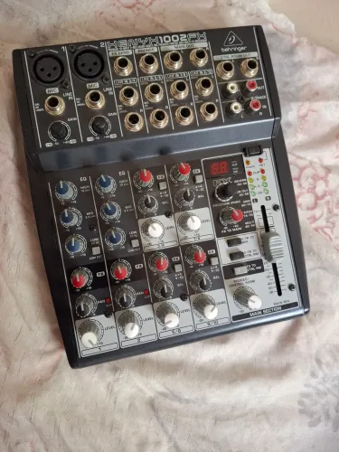 Behringer Xenyx 1002FX ZERADA!
