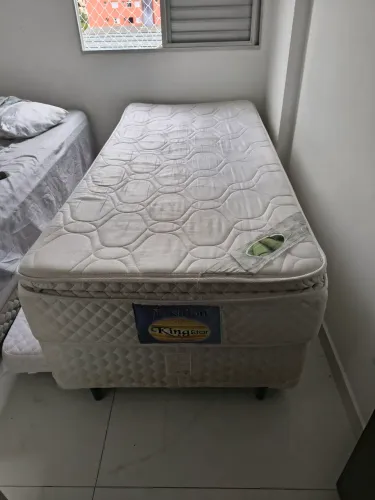 Cama box usada
