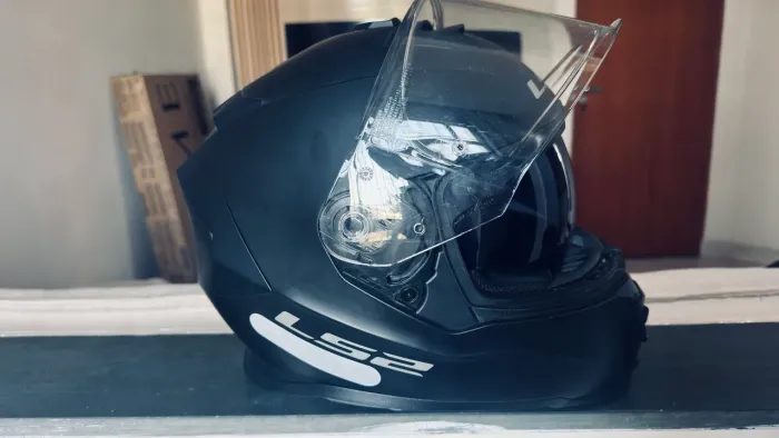 Capacete Ls2 Storm FF800