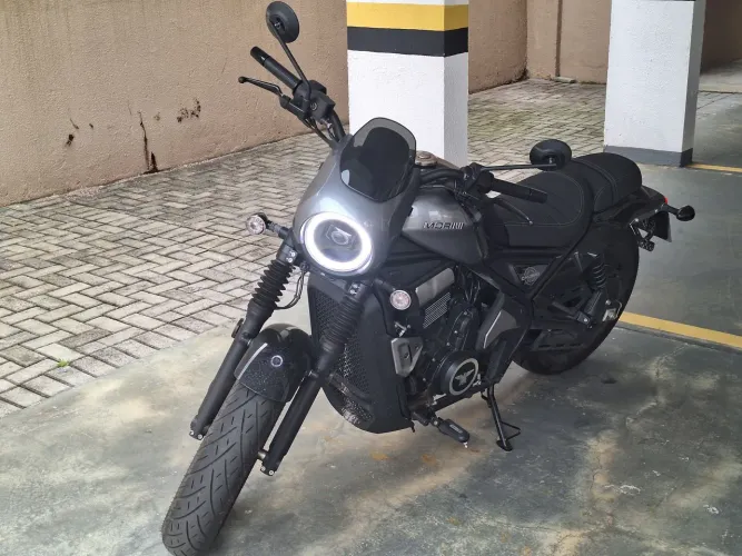  MotoMorini Calibro 700 Custom.