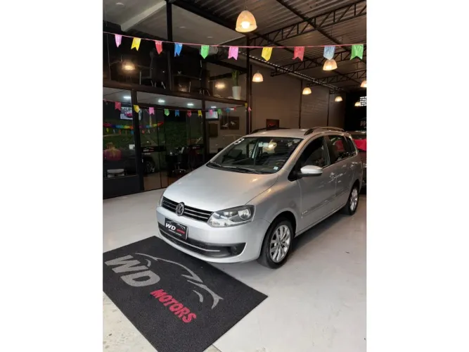 Volkswagen Spacefox 1.6/ 1.6 Trend Total Flex 8V 5P 2013